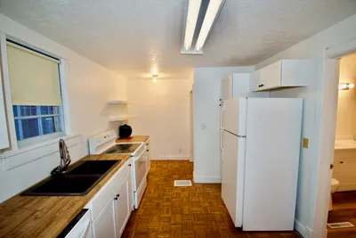 821 8th Street North, photo 2 of 11