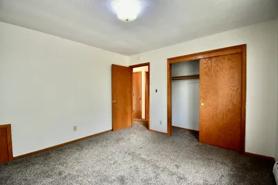 102 5th Street East, Unit 8, photo 3 of 11