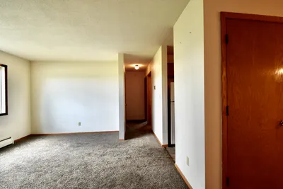 102 5th Street East, Unit 8, photo 7 of 11