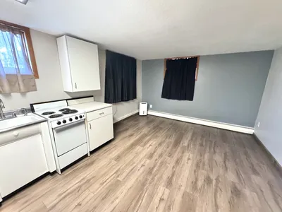 2506 8th Street North, Unit 4, photo 2 of 5