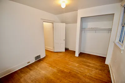 821 8th Street North, photo 3 of 11