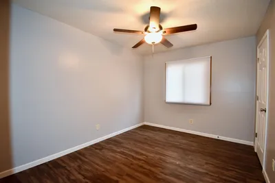 413 4th Avenue East, Unit 1, photo 3 of 8