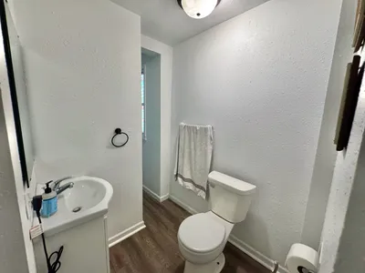 727 1/2 3rd Street North, photo 6 of 10