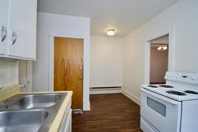 1226 10th Street North, Unit 1, photo 7 of 10