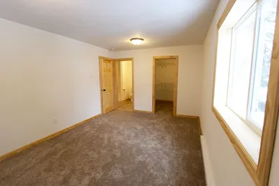 902 3rd Avenue North, photo 5 of 7