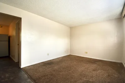 803 8th Street North, Unit 2, photo 3 of 7