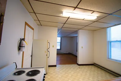 222 4th Street South, Unit 1, photo 5 of 8