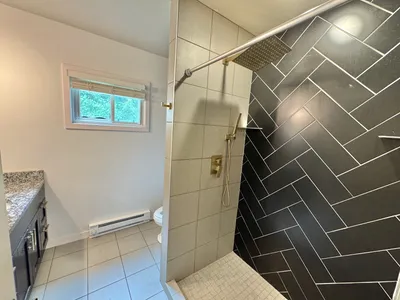 516 16th Street South, photo 4 of 9