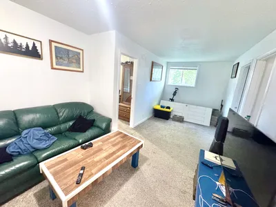 727 1/2 3rd Street North, photo 2 of 10