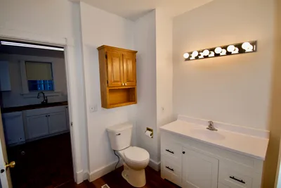 821 8th Street North, photo 5 of 11