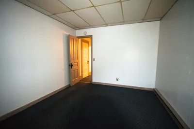 222 4th Street South, Unit 1, photo 7 of 8