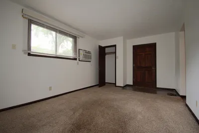 803 8th Street North, Unit 4, photo 5 of 7