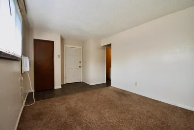 803 8th Street North, Unit 2, photo 5 of 7
