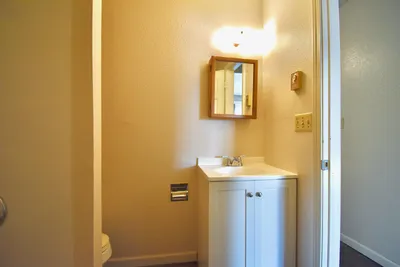 803 8th Street North, Unit 2, photo 4 of 7