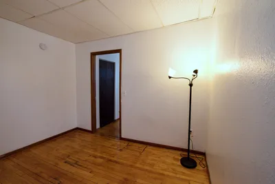 222 4th Street South, Unit 3, photo 4 of 7