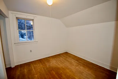 821 8th Street North, photo 4 of 11