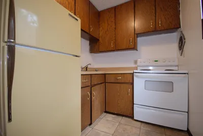 803 8th Street North, Unit 4, photo 6 of 7