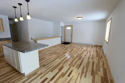 902 3rd Avenue North, photo 6 of 7