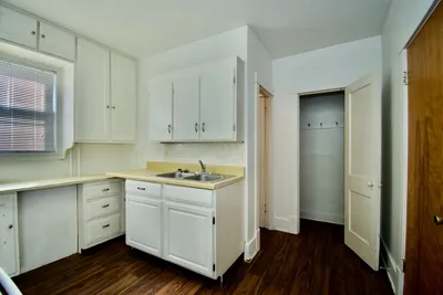 1226 10th Street North, Unit 1, photo 6 of 10