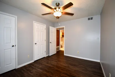413 4th Avenue East, Unit 1, photo 2 of 8