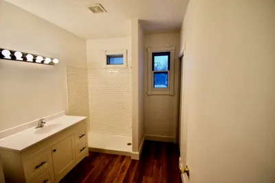 821 8th Street North, photo 6 of 11