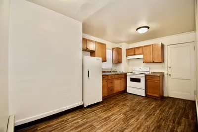 1226 10th Street North, Unit 4, photo 4 of 8