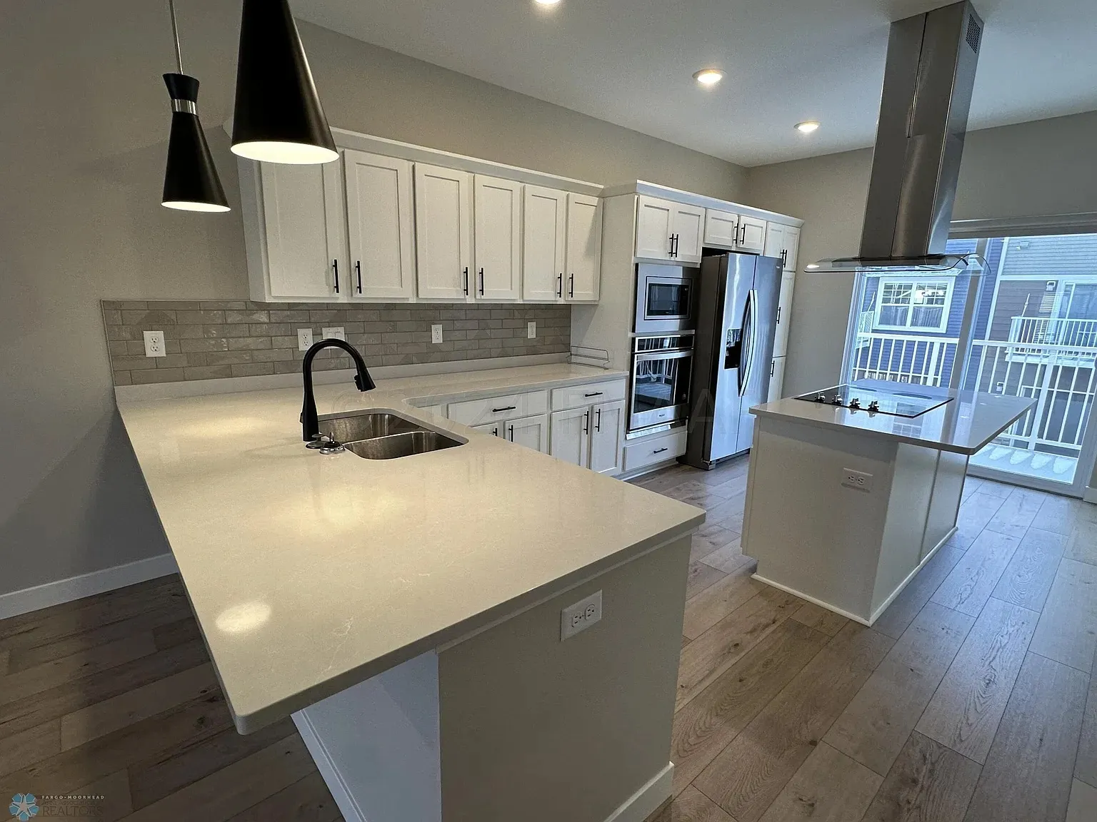 5827 41st Street South, photo 1 of 9