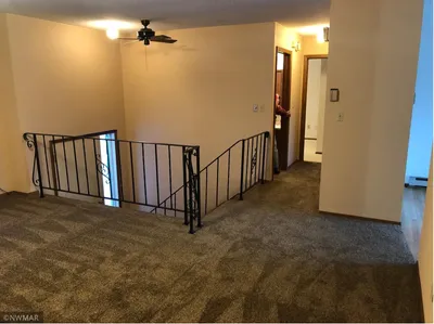 122 Vance Avenue North, photo 2 of 3