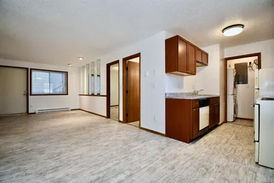 1322 14 1/2 Street South, Unit A, photo 9 of 10
