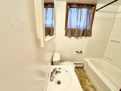 2506 8th Street North, Unit 4, photo 4 of 5