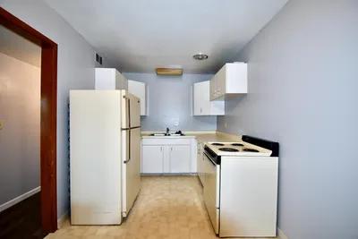 413 4th Avenue East, Unit 1, photo 5 of 8